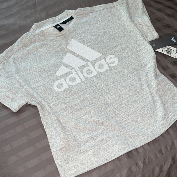 NWT Adidas Short Sleeved Cropped Sweatshirt - Picture 3 of 6